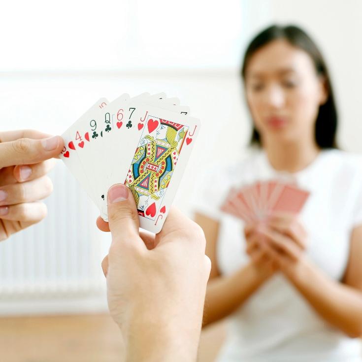 couple playing cards