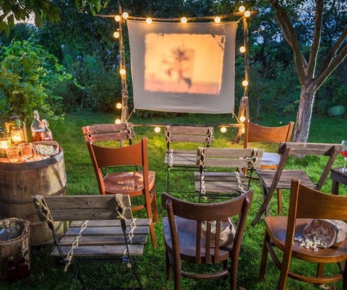 25 Cool Outdoor Birthday Party Ideas for Teens & Tweens