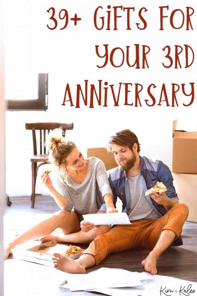 couple eating pizza with the words "39+ gifts for your 3rd anniversary"