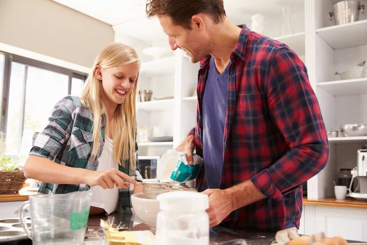 father daughter cooking lesson