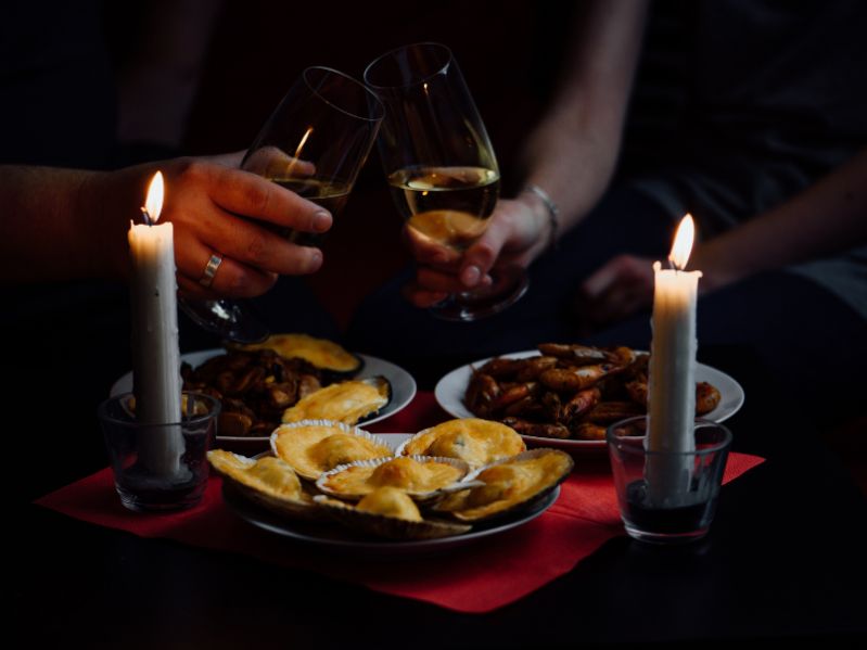 candlelit dinner